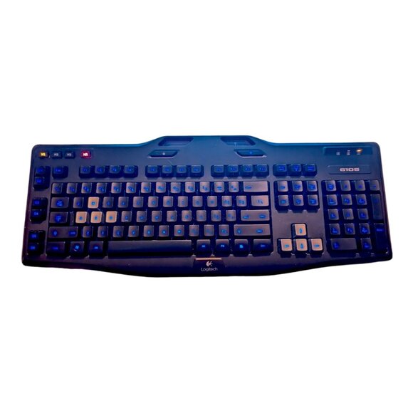 LOGITECH G105 GAMING KEYBOARD Black/Red MECHANICAL TESTED GREAT CONDITION - Picture 9 of 9